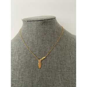 Florida pendant necklace gold tone